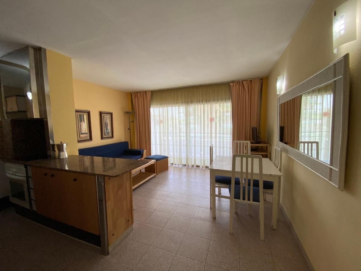 Apartamento Cerca De Playa سالو المظهر الخارجي الصورة
